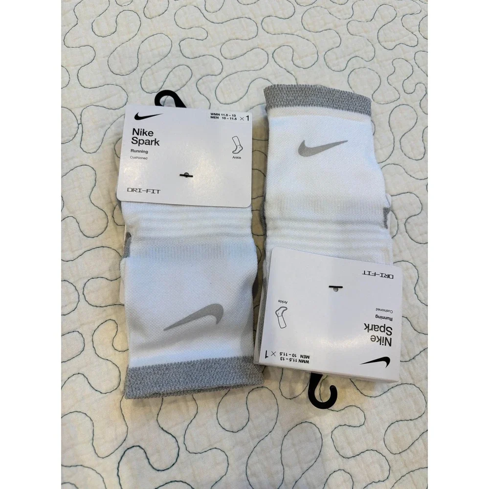 Nike Spark Running Ankle Socks Mens 10-11.5 White Grey Reflective Dri-FIT 2 Pair